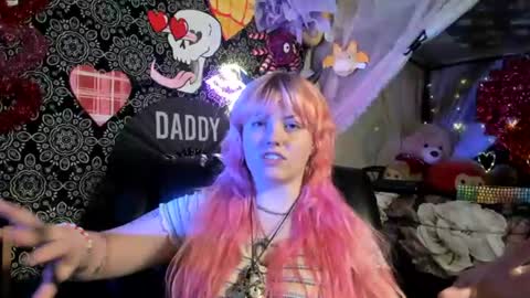 ArtsyHeartsyy online show from August 1, 2026, 12:54 am