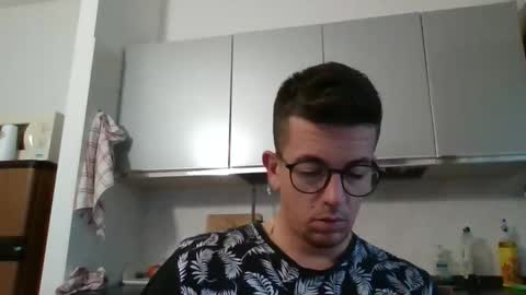 arturpaulval online show from November 17, 2025, 3:51 pm