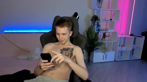 Archie online show from October 4, 2025, 5:55 pm