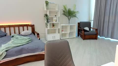 Archie online show from November 12, 2025, 2:56 am