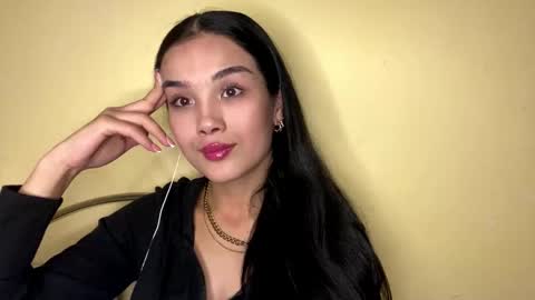 Snapshot of arvillahamner chatting on February 1, 2026, 6:39 pm Amina online show from February 1, 2026, 6:39 pm