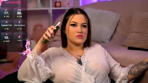 Lunaa  online show from January 23, 2025, 6:24 pm