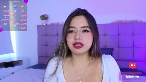 arycooper_ online show from March 12, 2026, 12:33 pm