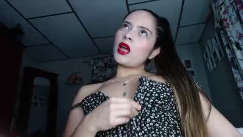 ximena online show from November 19, 2025, 1:16 am