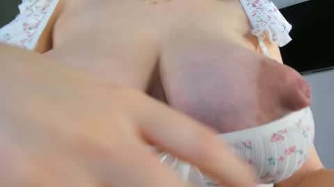 Asami online show from November 29, 2025, 10:51 am