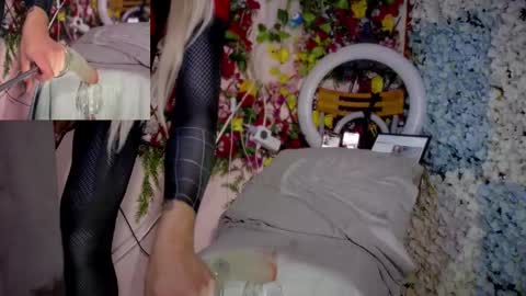 Snapshot of asami_y chatting on October 31, 2025, 4:57 am Asami online show from October 31, 2025, 4:57 am