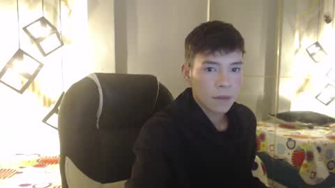 ash_kai online show from June 24, 2026, 8:08 pm