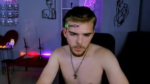 ash_raven_ online show from September 29, 2025, 7:24 am