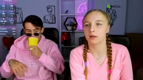 ash_raven_ online show from October 1, 2025, 7:20 pm