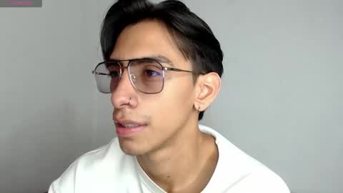 Ash online show from December 16, 2025, 10:15 pm