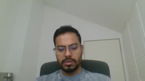 Snapshot of asharma1984xyz chatting on January 13, 2026, 8:19 am asharma1984xyz online show from January 13, 2026, 8:19 am