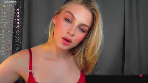 your pretty Ashley online show from October 4, 2025, 4:38 pm