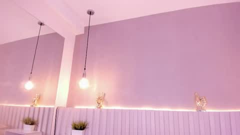 I am Ashley online show from November 21, 2025, 7:23 pm