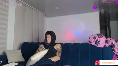Snapshot of ashely_ryan24 chatting on September 23, 2025, 12:13 am Ashley And Ryan online show from September 23, 2025, 12:13 am