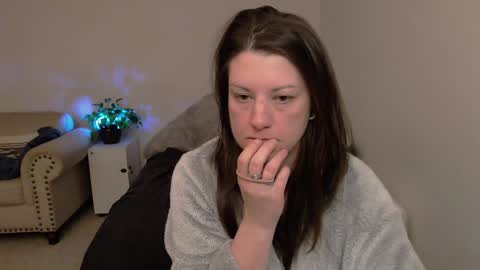 Snapshot of ashelynngrey1986 chatting on February 5, 2025, 5:41 am Ashelynn Grey online show from February 5, 2025, 5:41 am