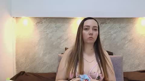 Snapshot of ashkey_bennet chatting on November 25, 2025, 4:12 am Asley Bennet online show from November 25, 2025, 4:12 am