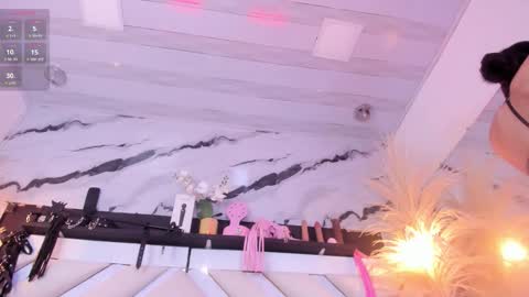 ashley_7777 online show from March 4, 2026, 12:33 pm