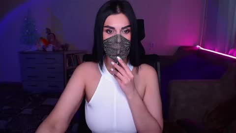 Snapshot of ashley__cooper__ chatting on January 19, 2025, 5:48 am Yasmina online show from January 19, 2025, 5:48 am