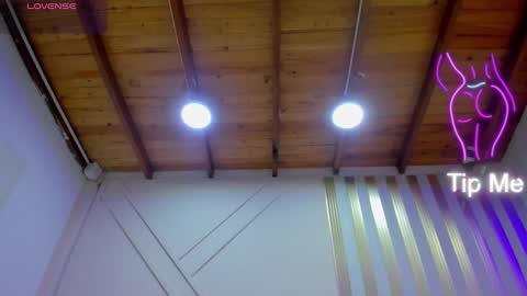 ashley online show from February 7, 2025, 9:15 pm