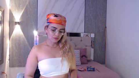 ashley__tylor online show from March 29, 2026, 2:33 am