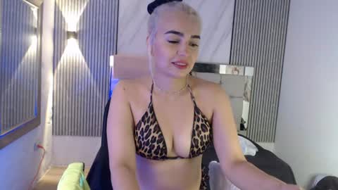 Snapshot of ashley__tylor chatting on July 9, 2026, 3:49 pm ashley__tylor online show from July 9, 2026, 3:49 pm