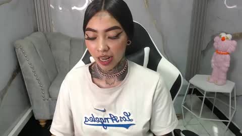 ashley_blum_v online show from October 7, 2025, 8:17 pm