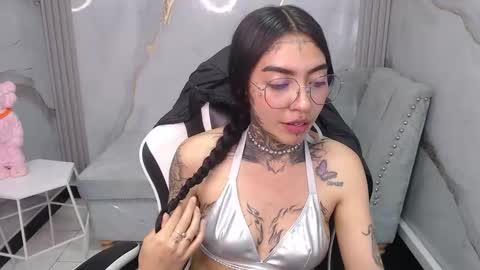 ashley_blum_v online show from October 31, 2025, 1:17 am