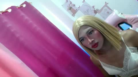 ashley_cummer online show from May 27, 2026, 2:52 am