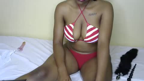 Snapshot of ashley_destinty chatting on February 18, 2026, 6:53 am ashley_destinty online show from February 18, 2026, 6:53 am