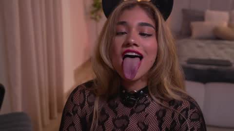 Snapshot of ashley_ospino chatting on October 31, 2025, 12:33 am Ashley online show from October 31, 2025, 12:33 am