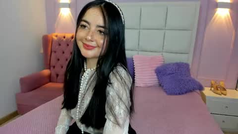 ashley_petit online show from May 31, 2026, 1:18 pm
