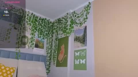 Ashle online show from October 11, 2025, 3:50 am