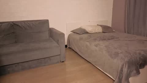 Ashley online show from October 22, 2025, 3:18 am