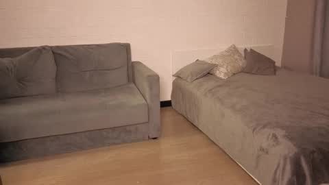 Ashley online show from November 10, 2025, 5:01 pm