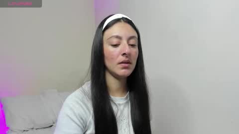 Ashley online show from November 5, 2025, 3:23 pm