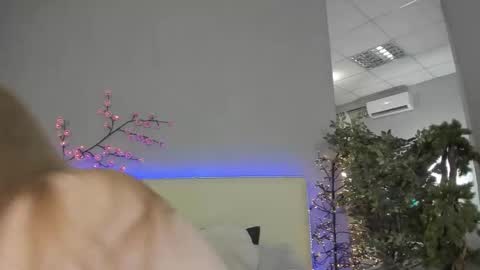 AshleyJonse online show from April 2, 2026, 5:16 am