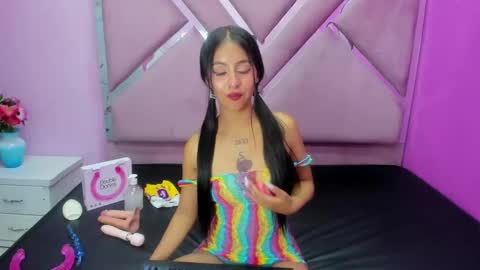 Snapshot of ashleyprescott chatting on March 7, 2025, 10:43 pm AshleyPrescott online show from March 7, 2025, 10:43 pm