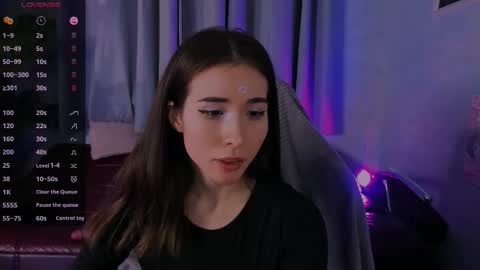 Ashley online show from November 11, 2025, 1:11 pm