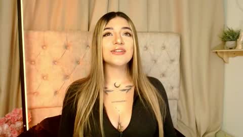Snapshot of ashleyvalirya chatting on March 11, 2025, 3:48 am Ashley Lauren online show from March 11, 2025, 3:48 am