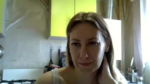 Snapshot of ashleyxhoney chatting on June 1, 2026, 6:59 am AshleyXHoney online show from June 1, 2026, 6:59 am