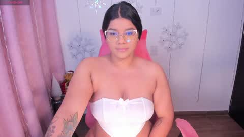Ashleyy18   online show from December 11, 2024, 8:15 am