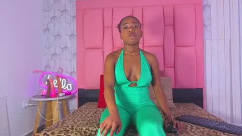 ashlleyray online show from March 24, 2026, 7:19 pm