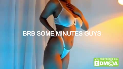 Snapshot of ashllovee_ chatting on October 4, 2025, 12:03 pm ashllovee online show from October 4, 2025, 12:03 pm