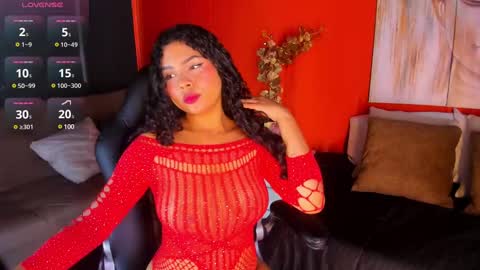 ashly online show from December 12, 2024, 1:06 pm