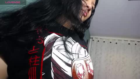 Ashly online show from October 24, 2025, 11:28 am