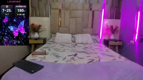 ASHLY online show from June 1, 2026, 8:54 pm