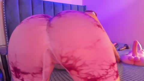 Snapshot of ashlye_miller_ chatting on February 27, 2025, 4:20 am ashlye_miller_ online show from February 27, 2025, 4:20 am