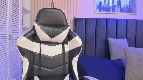 ashlye_miller_ online show from February 12, 2026, 4:18 am