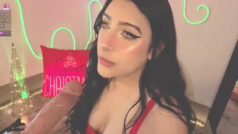 Ash  online show from December 22, 2025, 7:33 pm