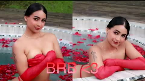 Ashly Rouxx online show from May 16, 2026, 1:02 am